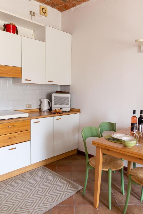 Apart-Agriturismo "La Colomba" Nizza Monferrato Luaran gambar