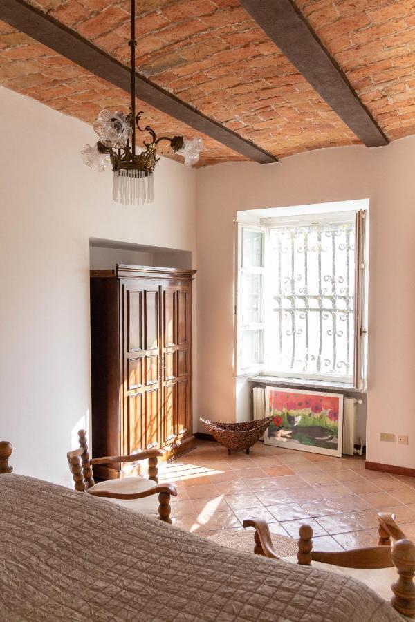 Apart-Agriturismo "La Colomba" Nizza Monferrato Luaran gambar