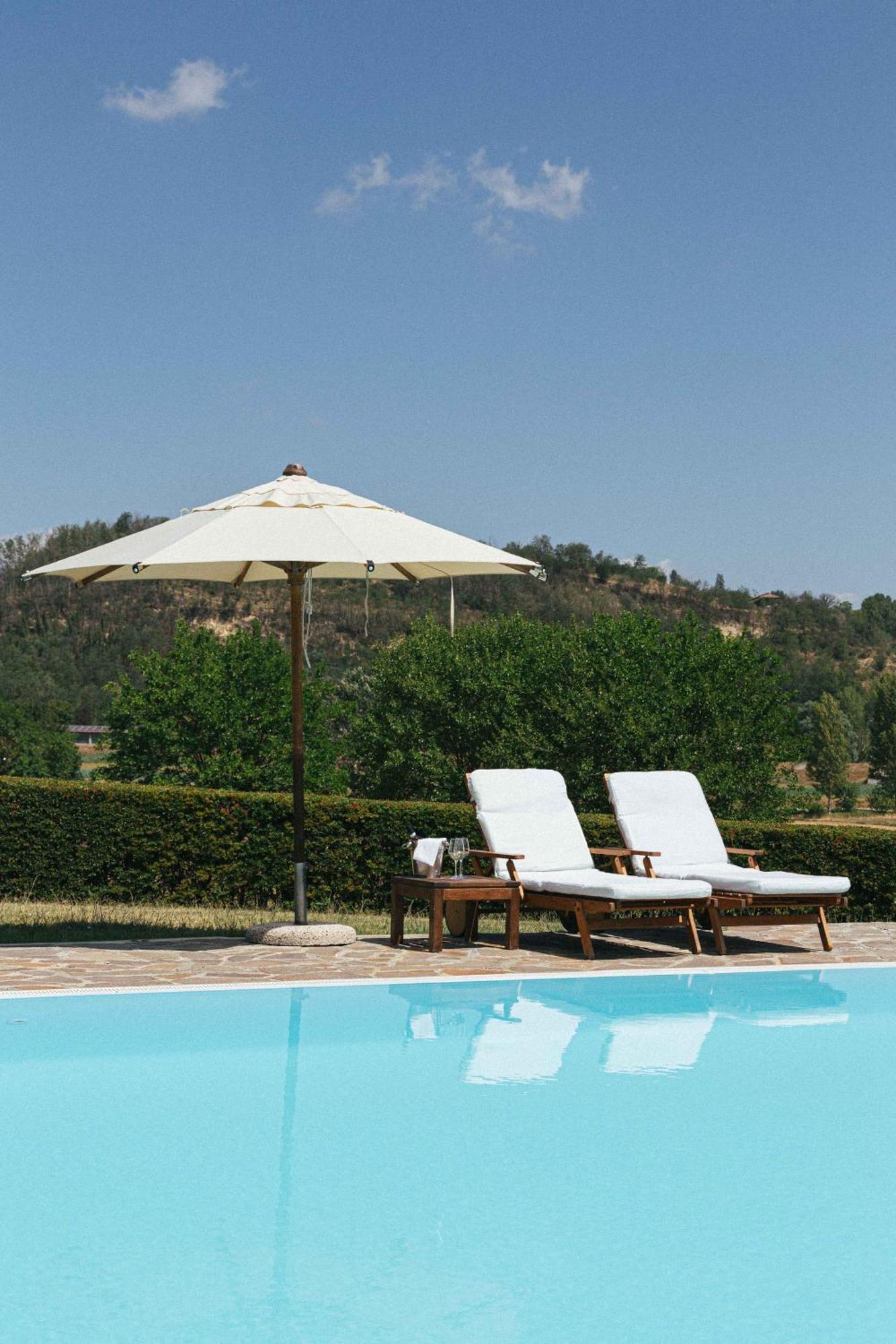 Apart-Agriturismo "La Colomba" Nizza Monferrato Luaran gambar